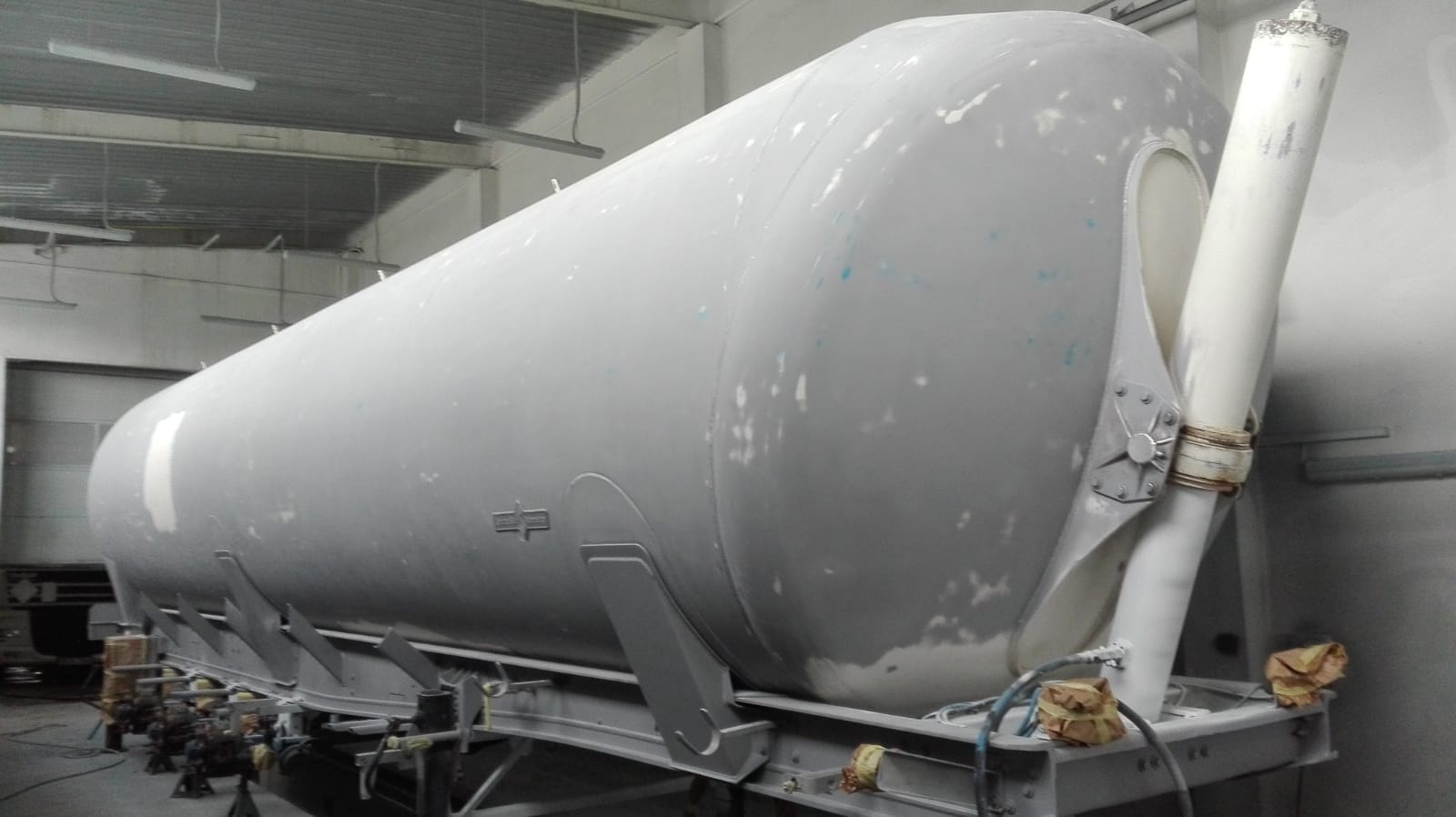 PHS Magnum Siloauflieger Service und Lackierungsrenovierung