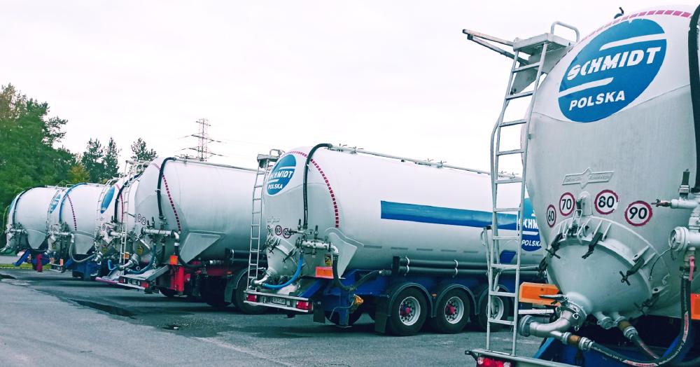 Transport materiałów sypkich naczepami silosowymi – PHS Magnum, A4 Gogolin