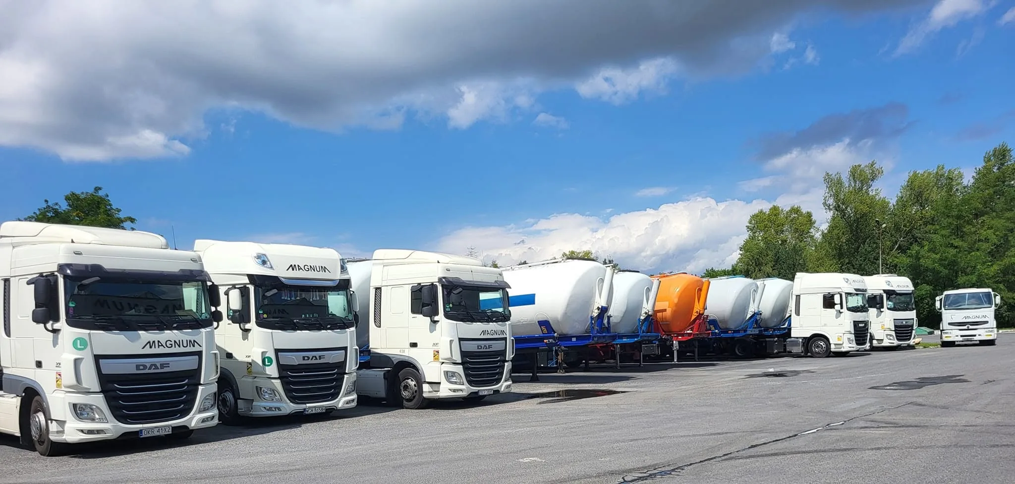 Transport sadzy technicznej silonaczepą dedykowaną – PHS Magnum
